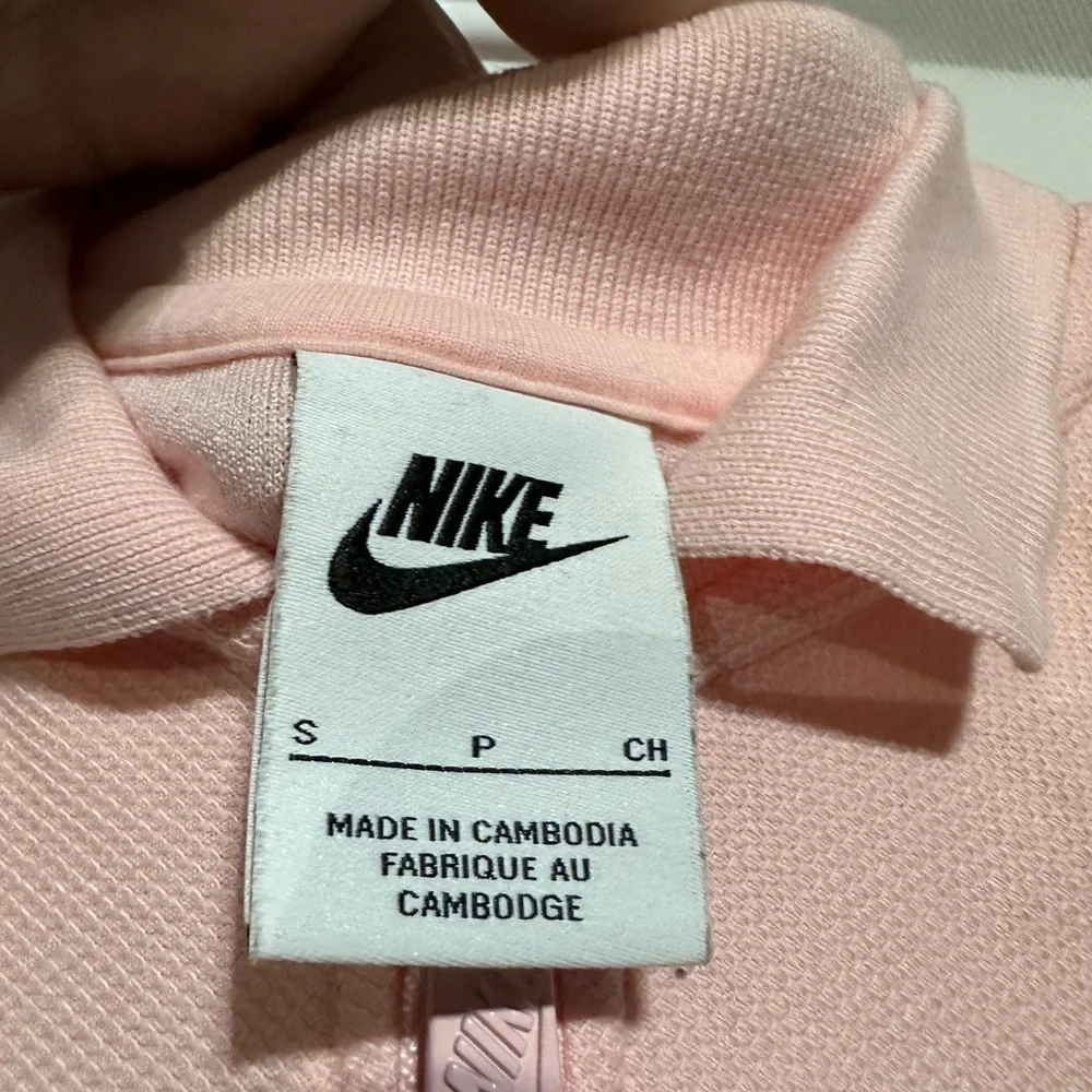 Nike girls youth
